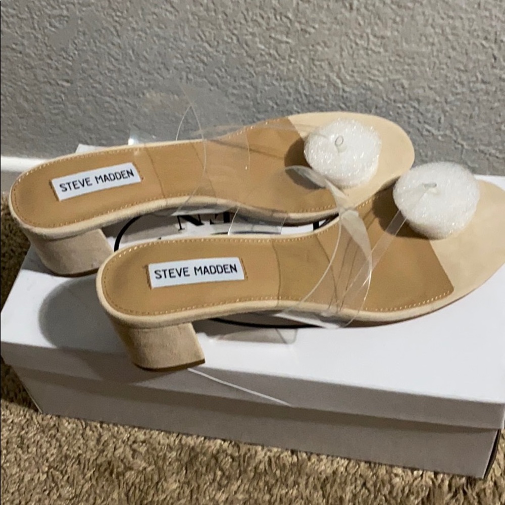 Steve Madden heel